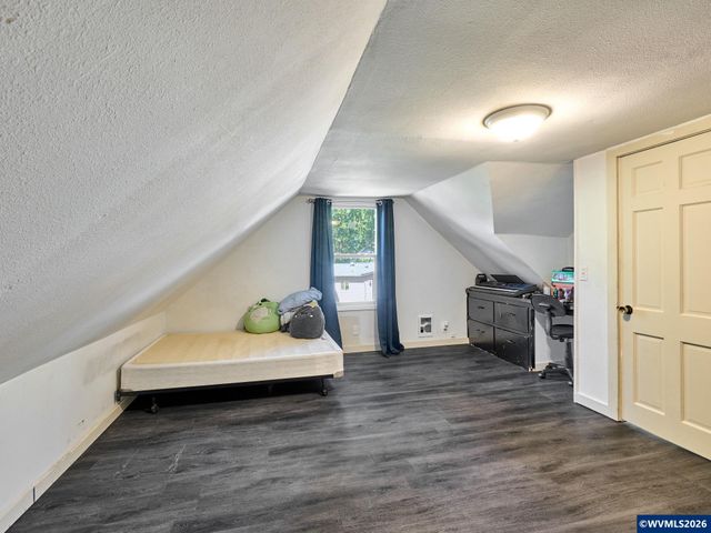 655 Idylwood Dr SE, Salem, OR 97302