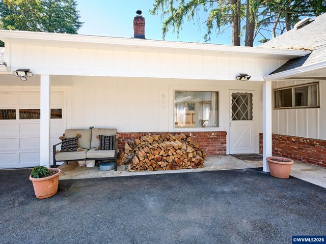 655 Idylwood Dr SE, Salem, OR 97302