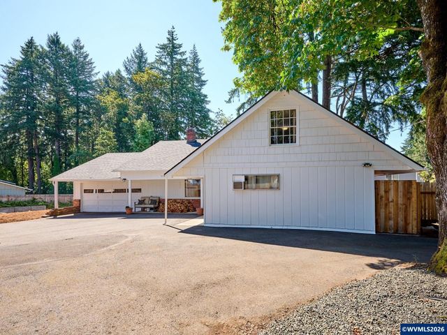 655 Idylwood Dr SE, Salem, OR 97302