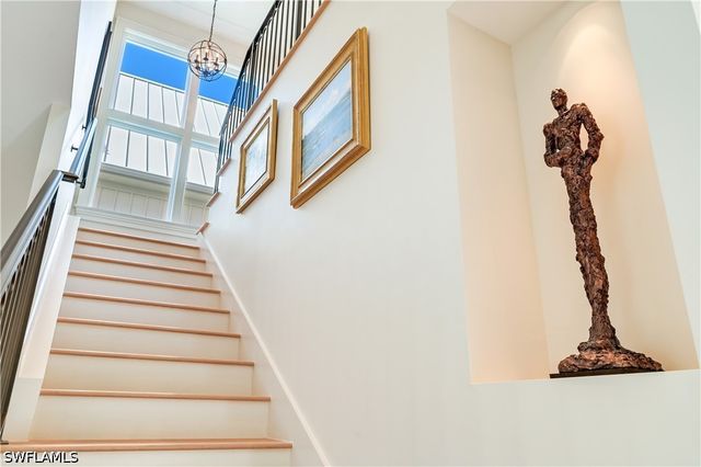 42 6th ST S, Naples, FL 34102