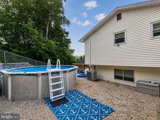 792 FAIRMONT AVE, Mohnton, PA 19540