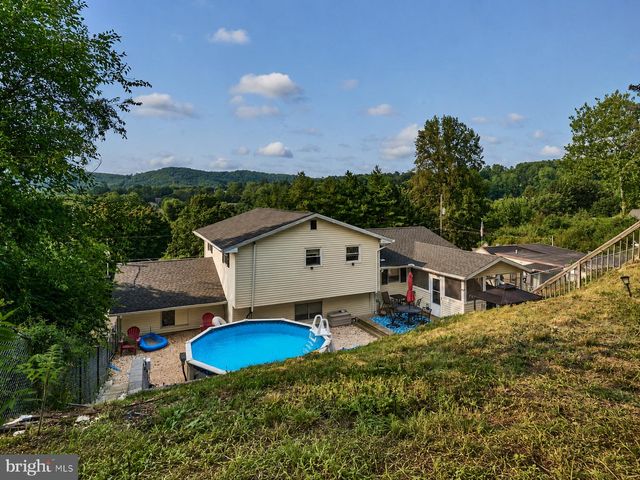 792 FAIRMONT AVE, Mohnton, PA 19540