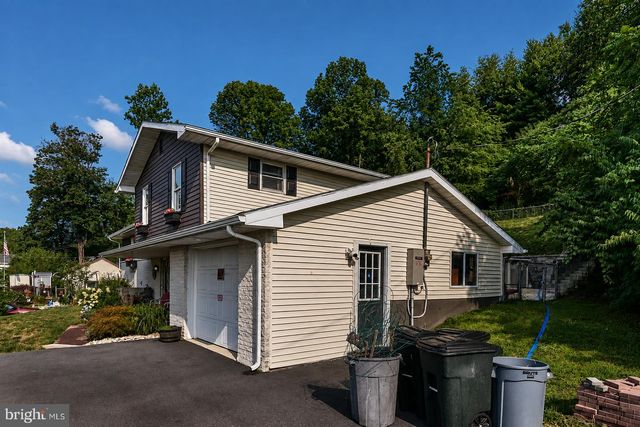 792 FAIRMONT AVE, Mohnton, PA 19540