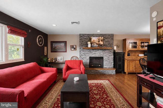 792 FAIRMONT AVE, Mohnton, PA 19540