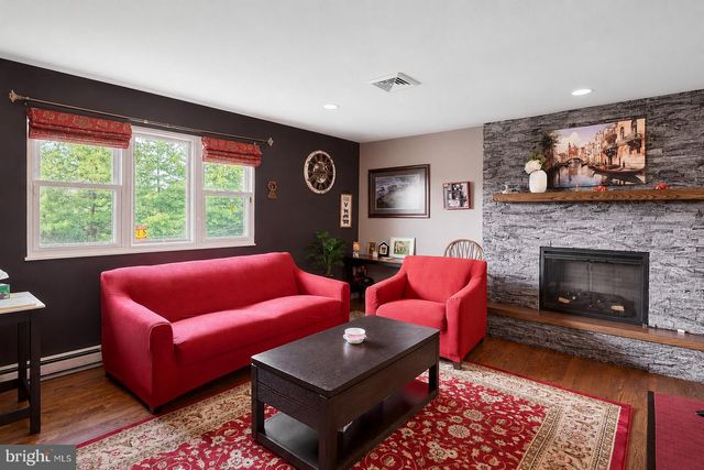 792 FAIRMONT AVE, Mohnton, PA 19540