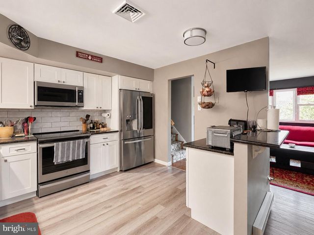 792 FAIRMONT AVE, Mohnton, PA 19540