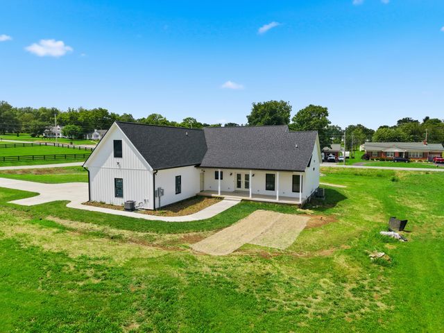 100 Kirk Drive, Nicholasville, KY 40356