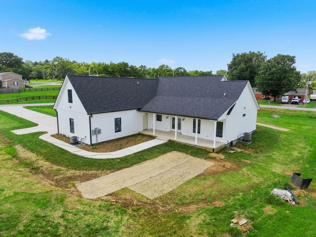 100 Kirk Drive, Nicholasville, KY 40356