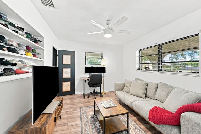 496 NW 47TH Court, Oakland Park, FL 33309