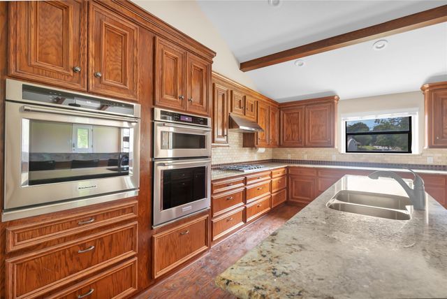 402 Havard Road, Huffman, TX 77336