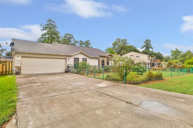 402 Havard Road, Huffman, TX 77336