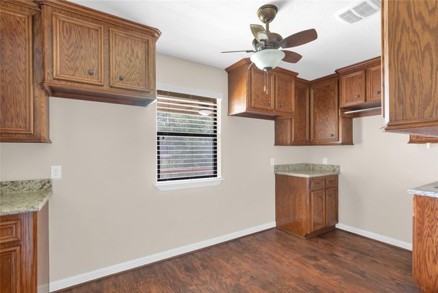 402 Havard Road, Huffman, TX 77336