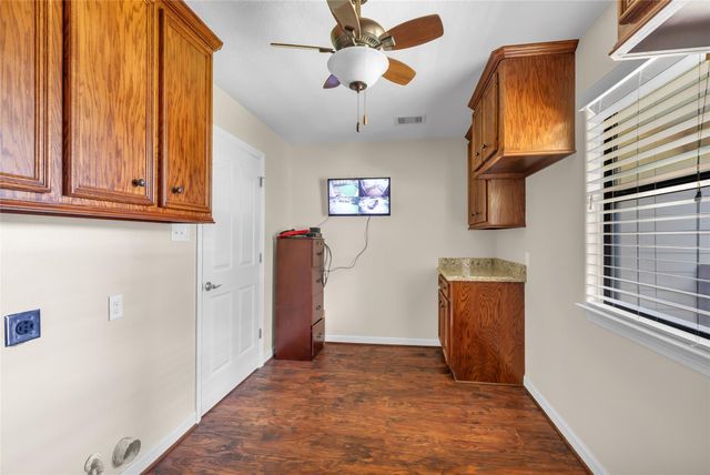 402 Havard Road, Huffman, TX 77336