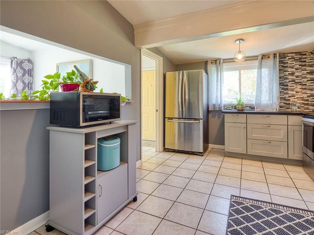 921 Aragona BLVD, Virginia Beach, VA 23455