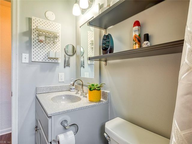 921 Aragona BLVD, Virginia Beach, VA 23455