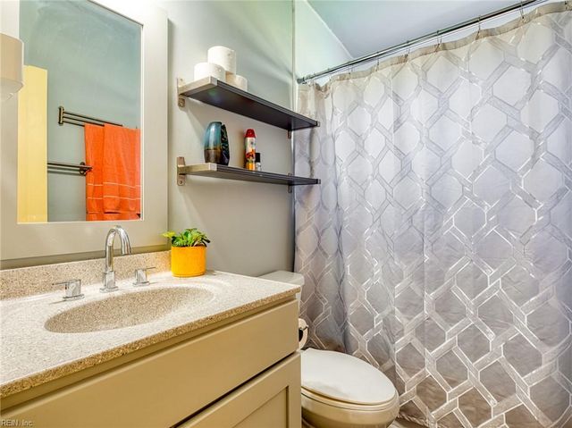 921 Aragona BLVD, Virginia Beach, VA 23455