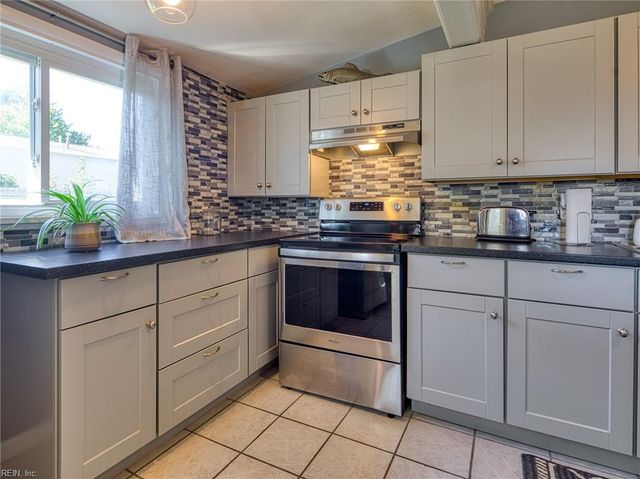 921 Aragona BLVD, Virginia Beach, VA 23455