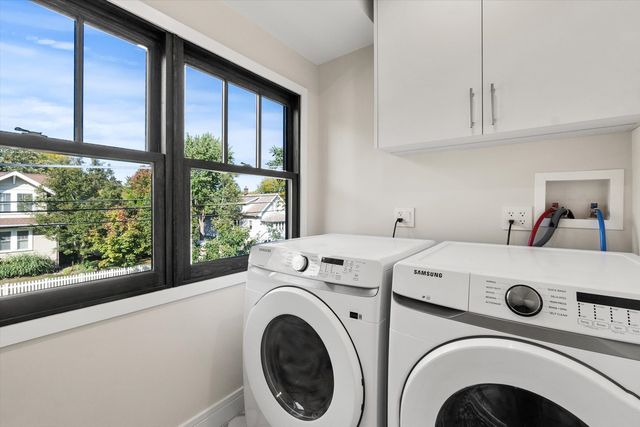 415 N Haddow Avenue, Arlington Heights, IL 60004