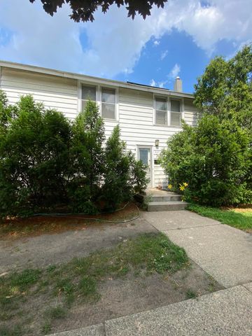 661 NW Broadway Ave. NW, Grand Rapids, MI 49504