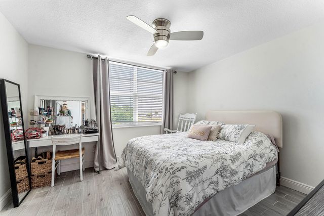 6000 NW 2nd Avenue 433, Boca Raton, FL 33487