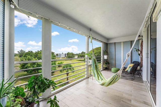 6000 NW 2nd Avenue 433, Boca Raton, FL 33487