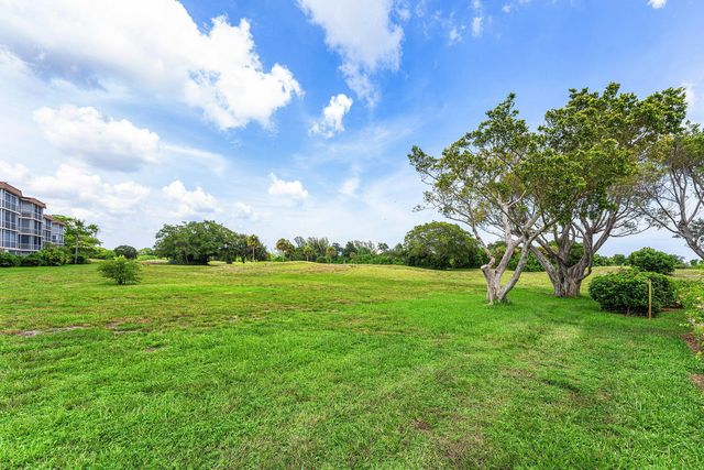 6000 NW 2nd Avenue 433, Boca Raton, FL 33487