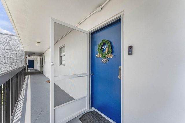 6000 NW 2nd Avenue 433, Boca Raton, FL 33487
