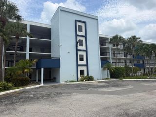 6000 NW 2nd Avenue 433, Boca Raton, FL 33487