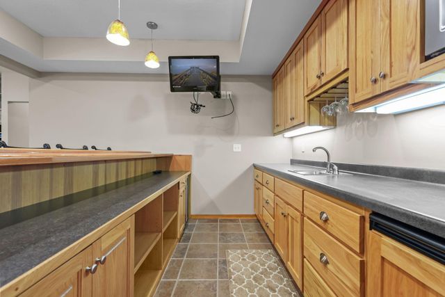 947 Wild Rose Court, Eagan, MN 55123