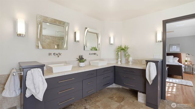 21817 NE 137th Street, Woodinville, WA 98077