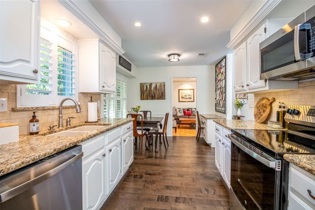 4223 Harvest Point Drive, Carrollton, TX 75010