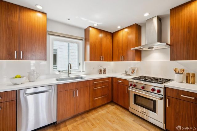 557 27th Street 2, San Francisco, CA 94131