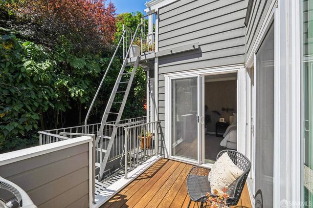 557 27th Street 2, San Francisco, CA 94131