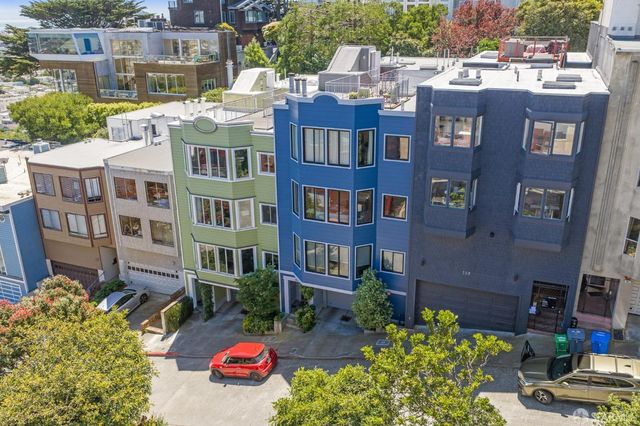 557 27th Street 2, San Francisco, CA 94131