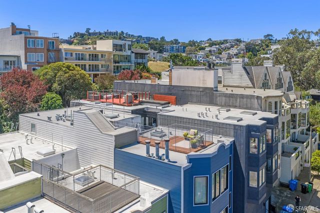 557 27th Street 2, San Francisco, CA 94131