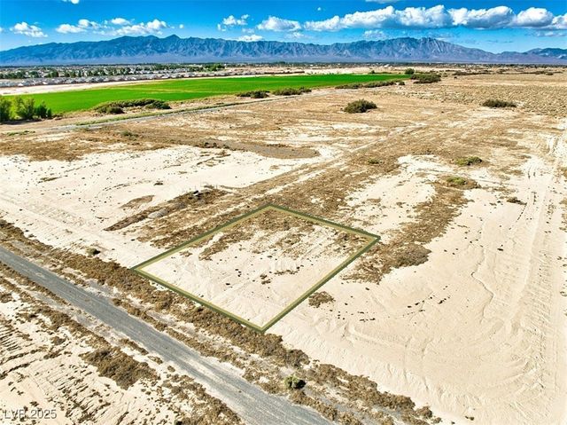 4100 South Hook Avenue, Pahrump, NV 89048
