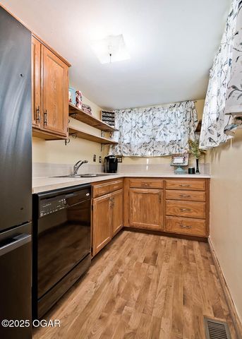 715 Easy Street, Noel, MO 64854