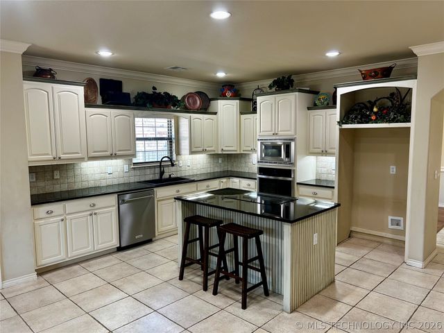 10950 S 86th East Avenue, Bixby, OK 74008