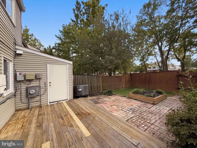706 KAPLAN CT, Hyattsville, MD 20785
