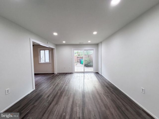 706 KAPLAN CT, Hyattsville, MD 20785