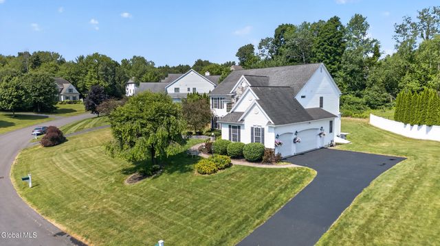 42 S Outlook Drive, Mechanicville, NY 12118