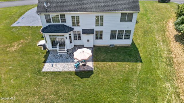 42 S Outlook Drive, Mechanicville, NY 12118