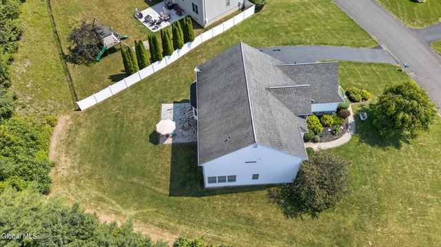 42 S Outlook Drive, Mechanicville, NY 12118