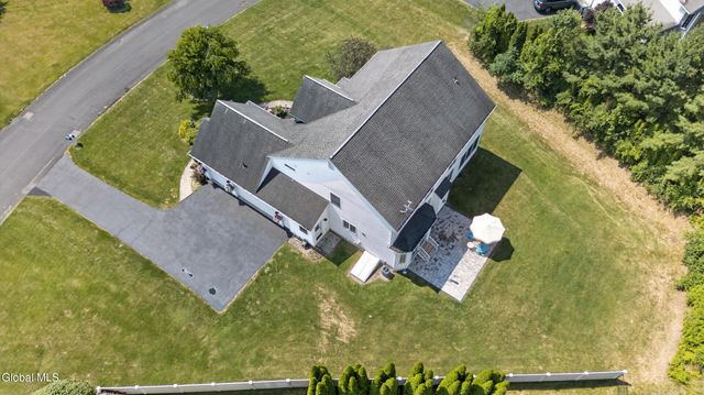 42 S Outlook Drive, Mechanicville, NY 12118