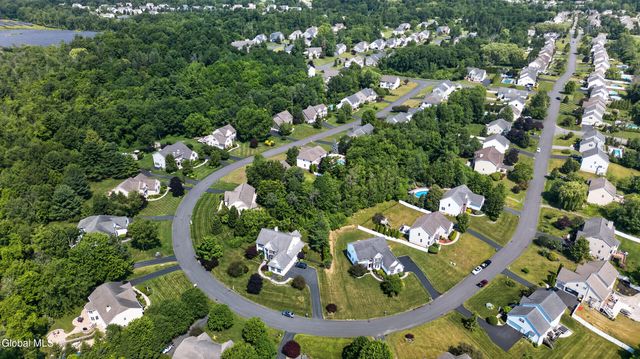 42 S Outlook Drive, Mechanicville, NY 12118