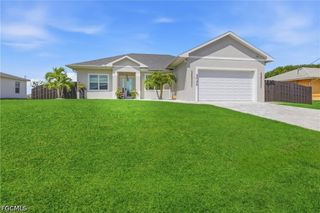 3046 NW 2nd PL, Cape Coral, FL 33993