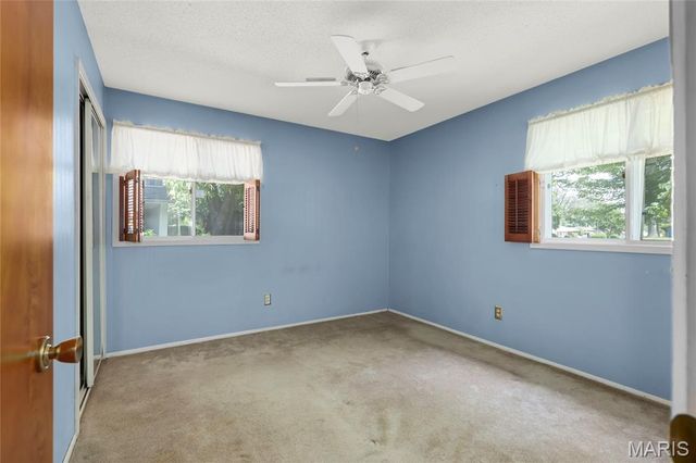 685 Stafford Lane, Florissant, MO 63033