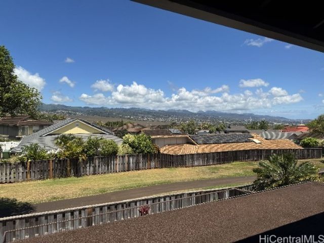 94-846 Lelepua Street 22C, Waipahu, HI 96797