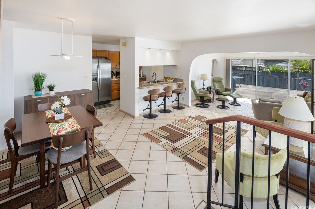 94-846 Lelepua Street 22C, Waipahu, HI 96797