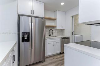 931 NE 199th St 201-22, Miami, FL 33179